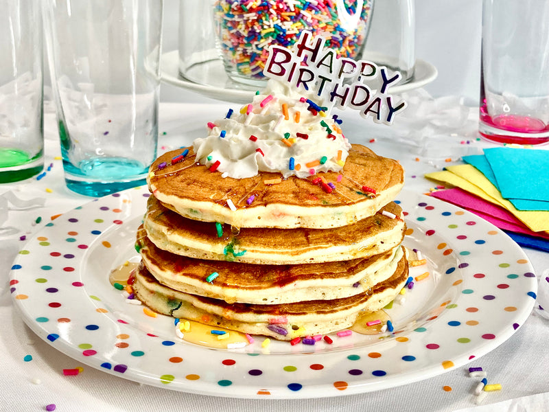 25 ans ! mais pas autant de bougies  Birthday breakfast, Birthday  pancakes, Food
